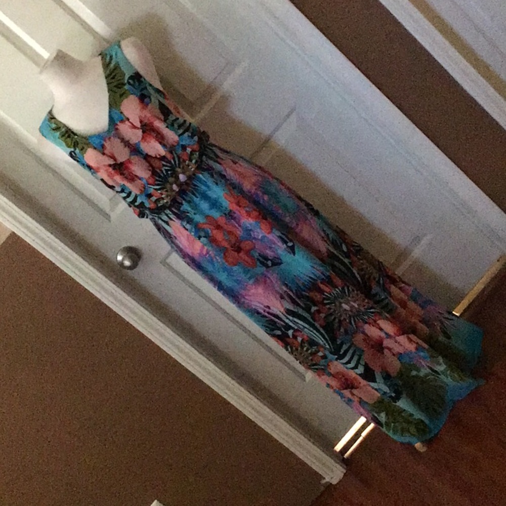 Emma & Michele multicolored dress